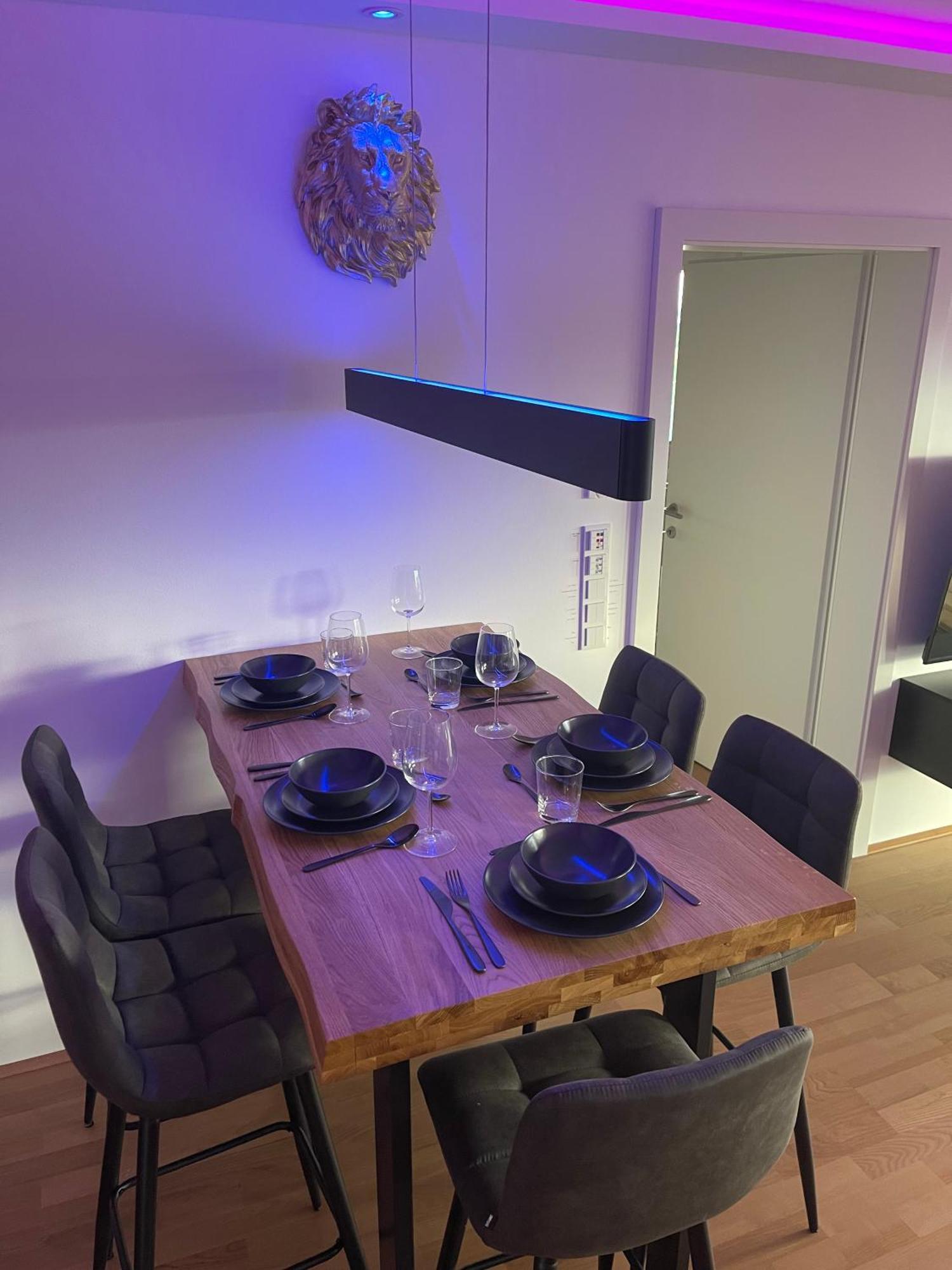 Apartamento 100 Qm Penthouse, Self-Check-In, 2 Parkplaetze Graz Exterior foto