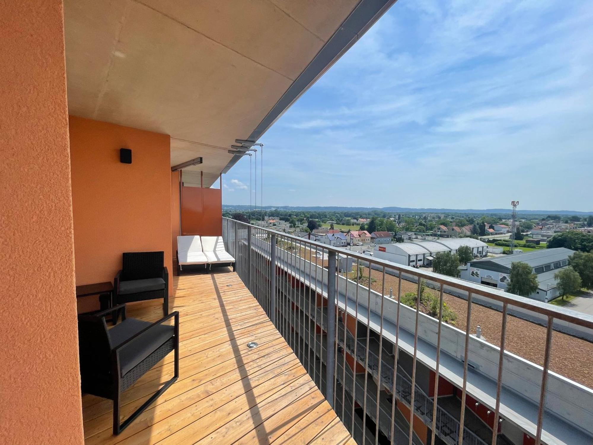 Apartamento 100 Qm Penthouse, Self-Check-In, 2 Parkplaetze Graz Exterior foto