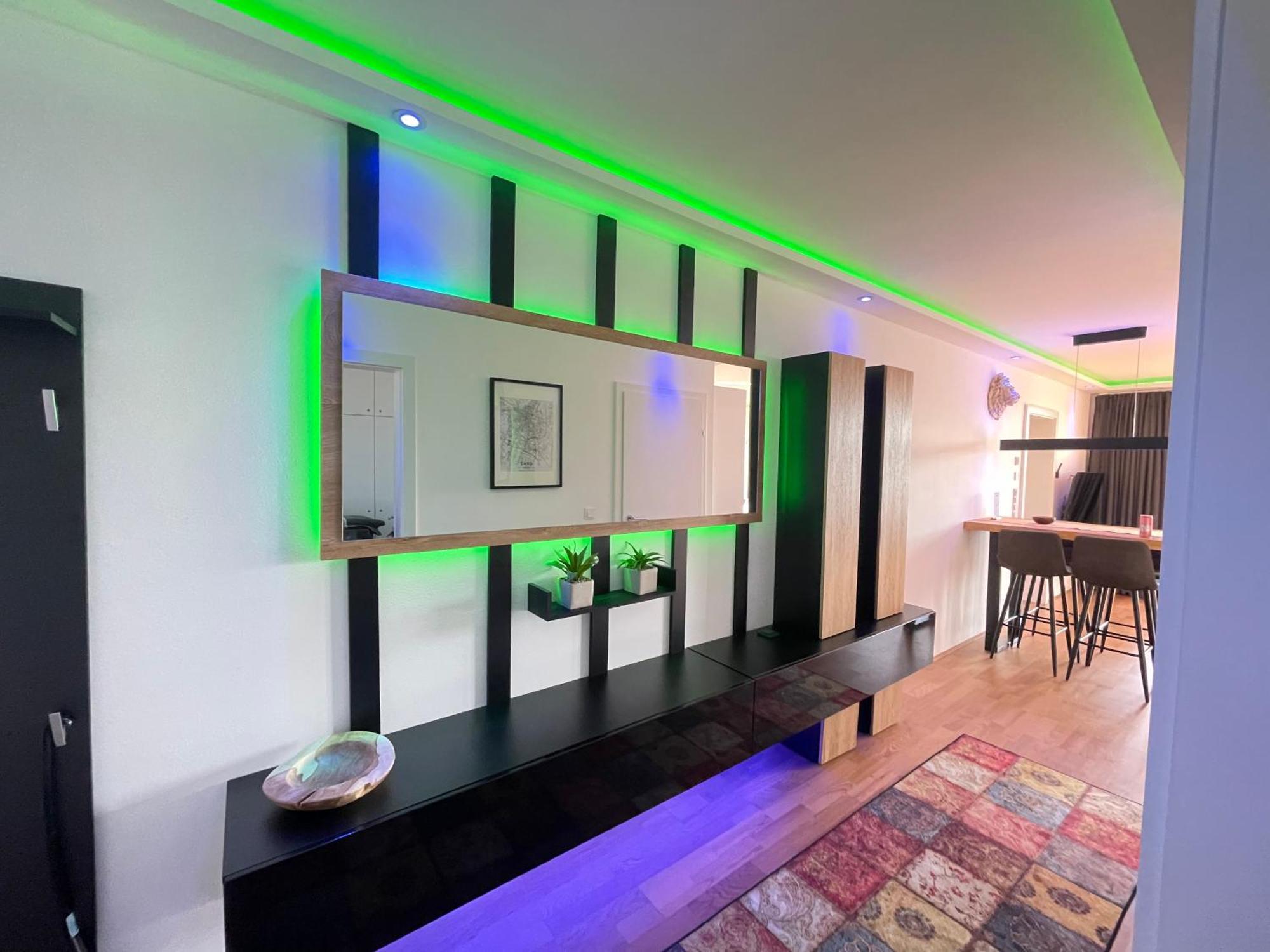 Apartamento 100 Qm Penthouse, Self-Check-In, 2 Parkplaetze Graz Exterior foto