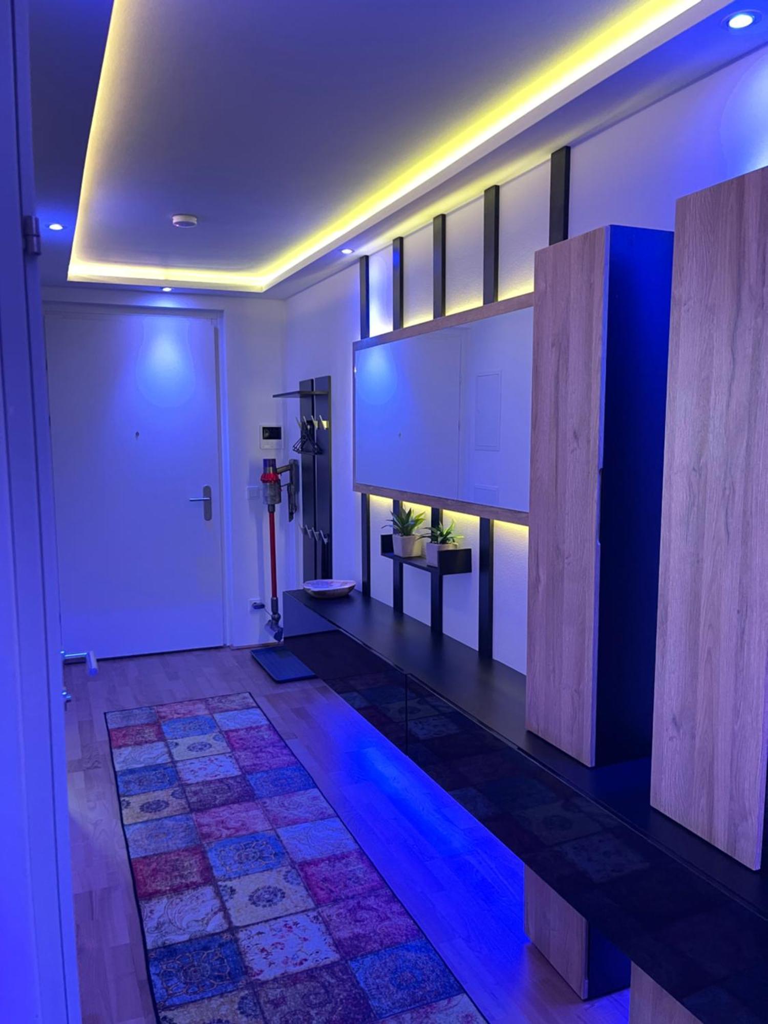 Apartamento 100 Qm Penthouse, Self-Check-In, 2 Parkplaetze Graz Exterior foto