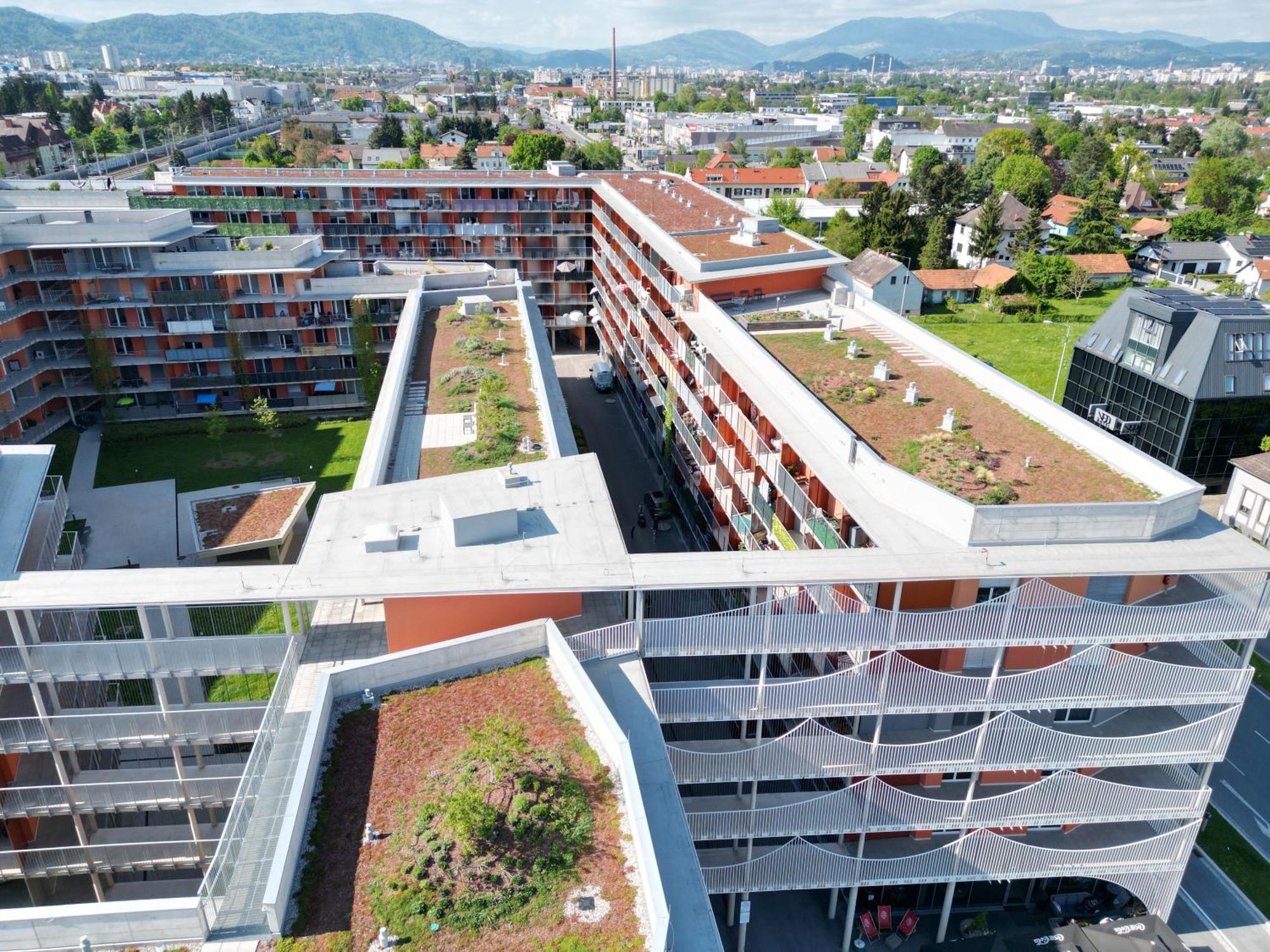 Apartamento 100 Qm Penthouse, Self-Check-In, 2 Parkplaetze Graz Exterior foto